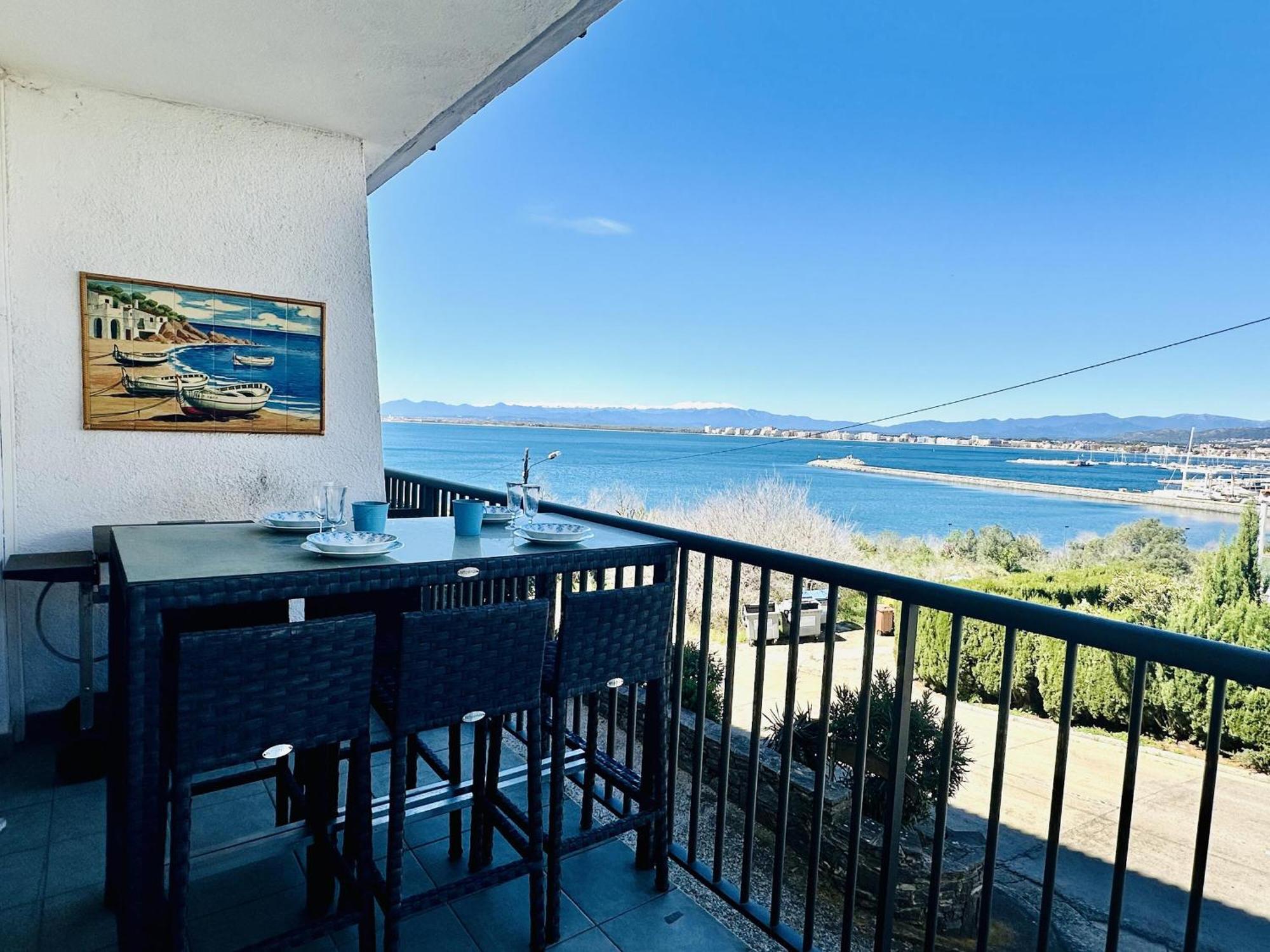 4081 Rosa Mar 1-1, Se Deleitara Y Gozara De Vistas Desde La Terraza. Zona Tranquila, Pequeno Edificio. Parking. - Es-258-116 Roses