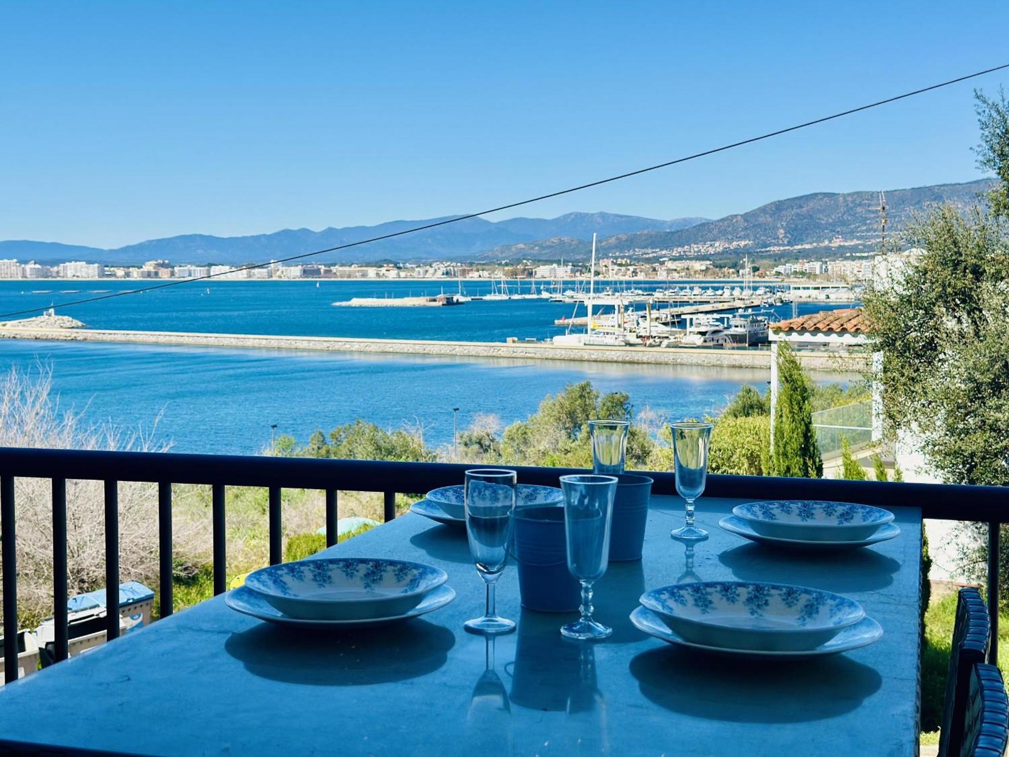Appartement 4081 Rosa Mar 1-1, Se Deleitara Y Gozara De Vistas Desde La Terraza. Zona Tranquila, Pequeno Edificio. Parking. - Es-258-116
